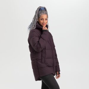 COZE DOWN COAT for women available for sale